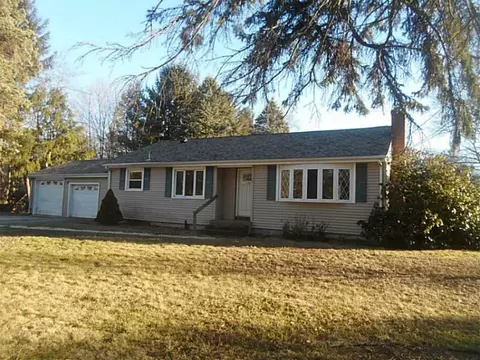884 Putnam Pike, Glocester, RI 02814 photo 2