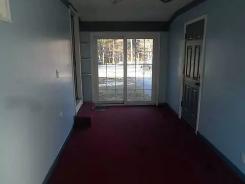 884 Putnam Pike, Glocester, RI 02814 photo 12