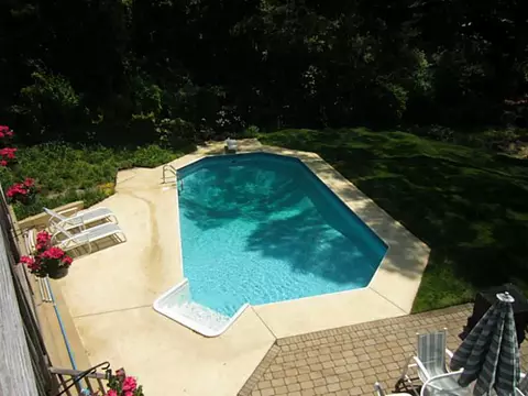 44 Davis Cir, Warwick, RI 02886 photo 5