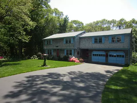 44 Davis Cir, Warwick, RI 02886 photo 1