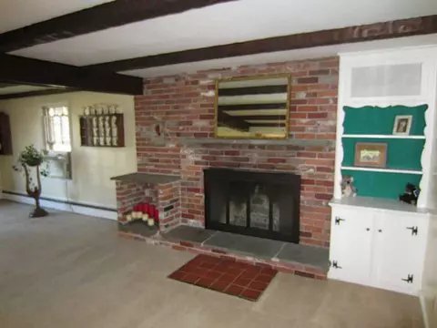 44 Davis Cir, Warwick, RI 02886 photo 12