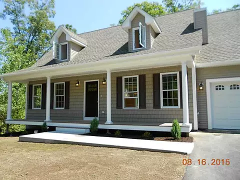241 Gauthier Dr, Woonsocket, RI 02895 photo 2