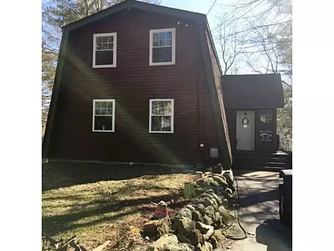 23 Laurel Dr, Glocester, RI 02814 photo 1