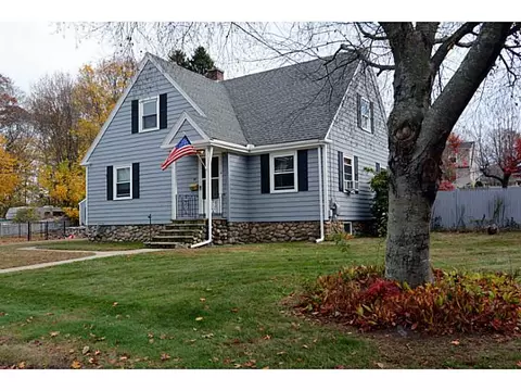 59 Ward Ave, Westerly, RI 02891 photo 2