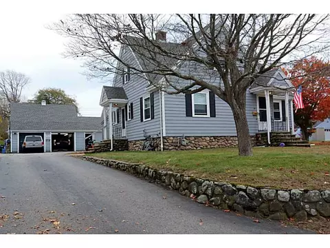 59 Ward Ave, Westerly, RI 02891 photo 3
