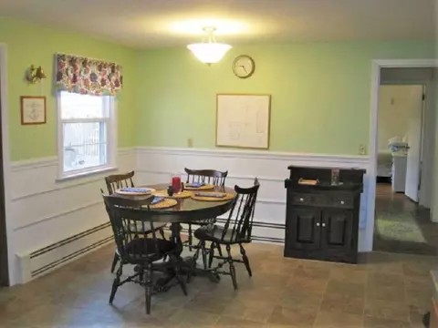 53 Frontier Rd, Warwick, RI 02889 photo 5