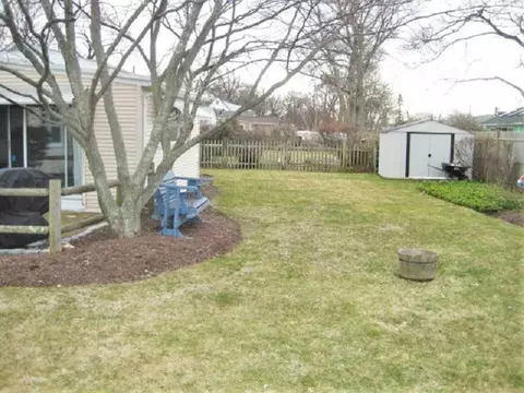 53 Frontier Rd, Warwick, RI 02889 photo 15