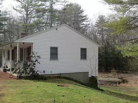 28 Spring Grove Rd, Glocester, RI 02814 photo 2