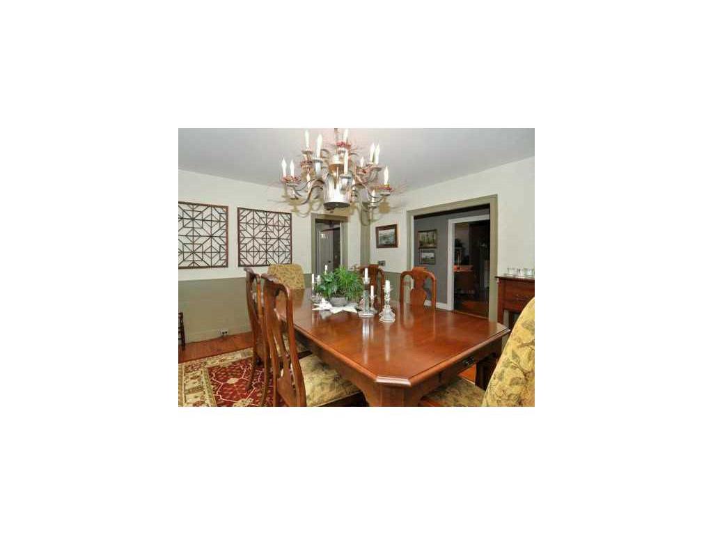 976 Buttonwoods Ave, Warwick, RI 02886 photo 8