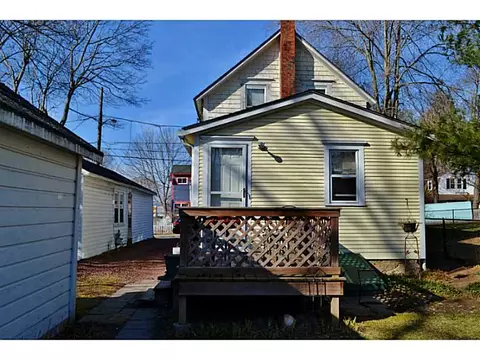 58 Bridge St, Warren, RI 02885 photo 3