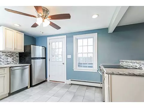 73 Arnold Rd, Coventry, RI 02816 photo 9