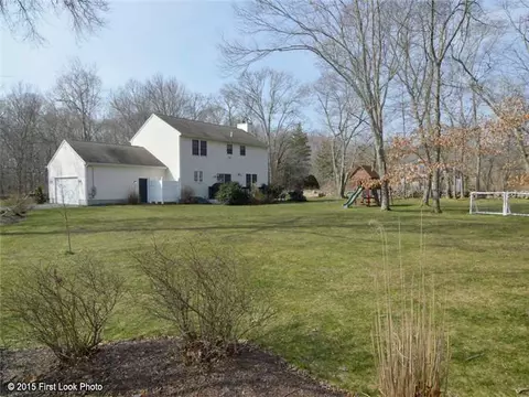 2 Christopher Rd, Westerly, RI 02891 photo 14