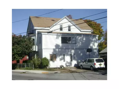 726 W Shore Rd, Warwick, RI 02889 photo 1