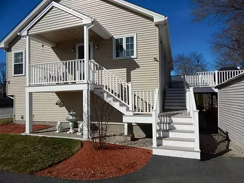 307 Cass Ave, Woonsocket, RI 02895 photo 2
