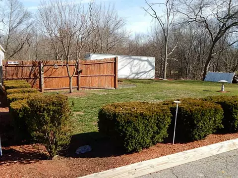 307 Cass Ave, Woonsocket, RI 02895 photo 7