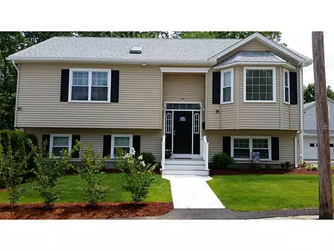 307 Cass Ave, Woonsocket, RI 02895 photo 3