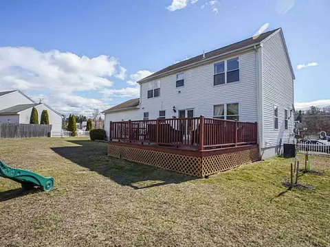 52 Wright Cir, Attleboro, MA 02703 photo 3