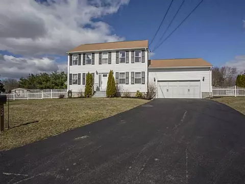 52 Wright Cir, Attleboro, MA 02703 photo 1