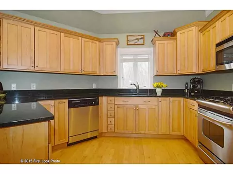 23 Franklin St #7, Westerly, RI 02891 photo 9
