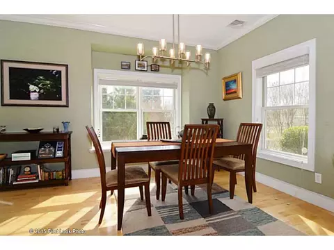 23 Franklin St #7, Westerly, RI 02891 photo 3