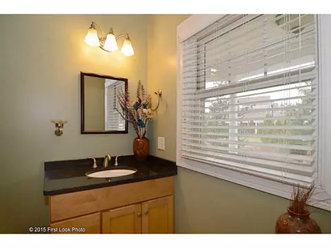 23 Franklin St #7, Westerly, RI 02891 photo 11