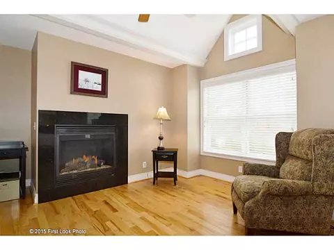 23 Franklin St #7, Westerly, RI 02891 photo 14