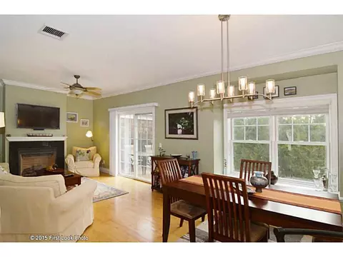 23 Franklin St #7, Westerly, RI 02891 photo 5