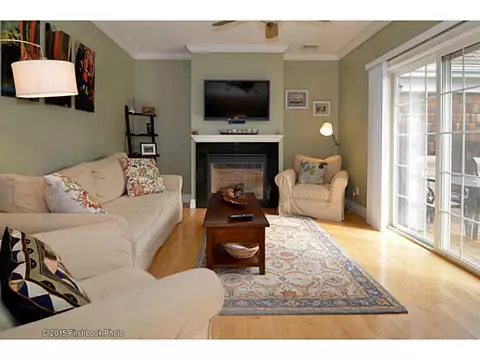23 Franklin St #7, Westerly, RI 02891 photo 6