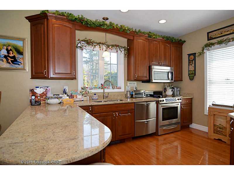 5 Daisy Ln, Coventry, RI 02816 photo 10