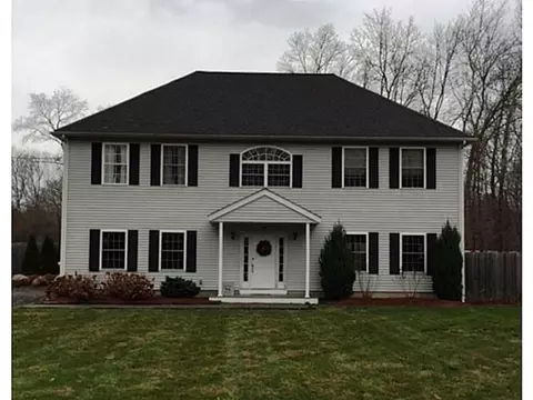 55 Hemlock Dr, Exeter, RI 02822 photo 1