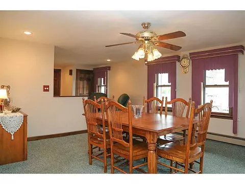 619 Diamond Hill Rd, Woonsocket, RI 02895 photo 4