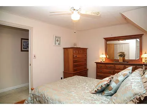 619 Diamond Hill Rd, Woonsocket, RI 02895 photo 14