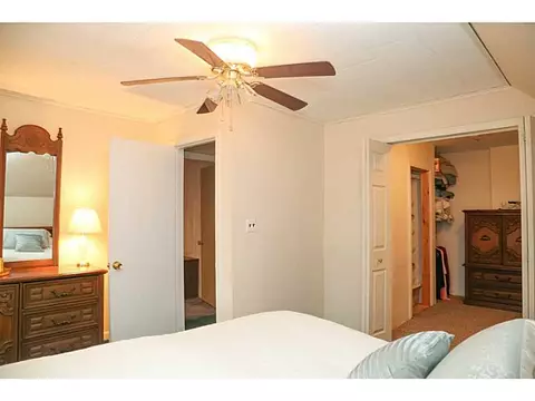 619 Diamond Hill Rd, Woonsocket, RI 02895 photo 18