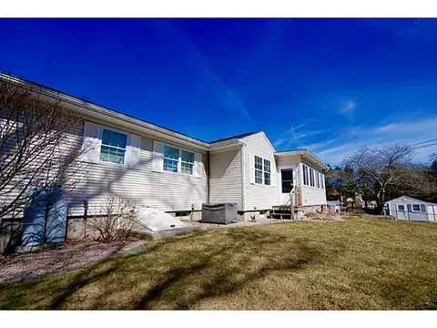 32 Edgewood Ave, Westerly, RI 02891 photo 19