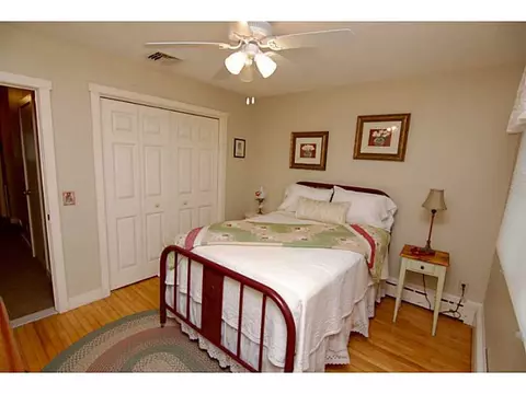 32 Edgewood Ave, Westerly, RI 02891 photo 15