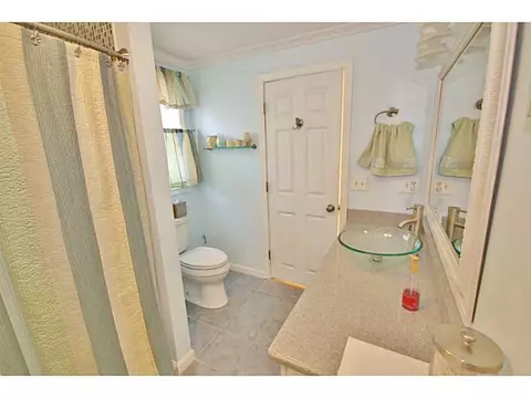 393 Congress St, Woonsocket, RI 02895 photo 13