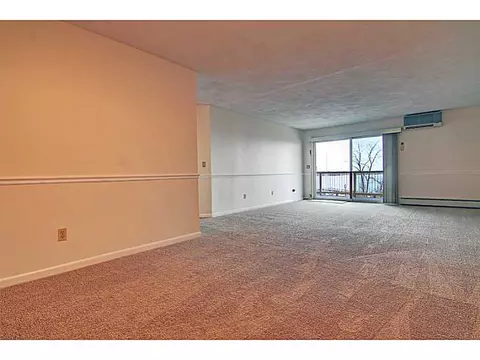 4042 Post Rd #3, Warwick, RI 02886 photo 4