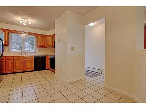 4042 Post Rd #3, Warwick, RI 02886 photo 8