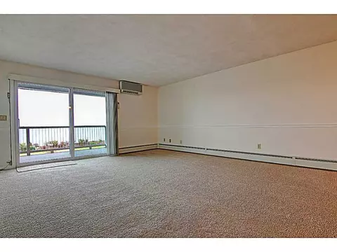 4042 Post Rd #3, Warwick, RI 02886 photo 5