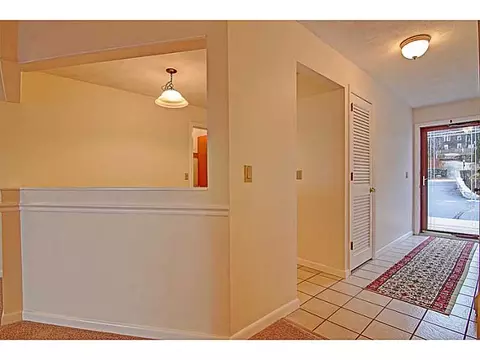 4042 Post Rd #3, Warwick, RI 02886 photo 3