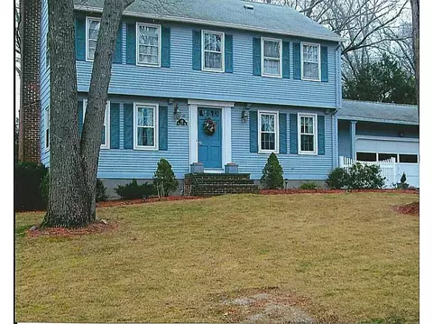 48 Timberline Rd, Warwick, RI 02886 photo 2