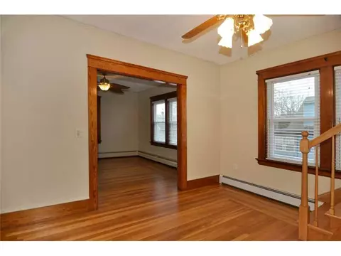 101 Newfield Ave, Warwick, RI 02888 photo 9
