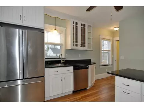 101 Newfield Ave, Warwick, RI 02888 photo 6