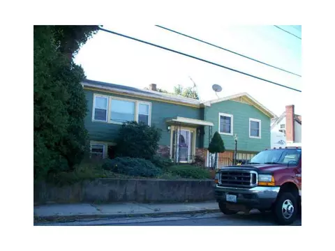 8 Clark St, Westerly, RI 02891 photo 1