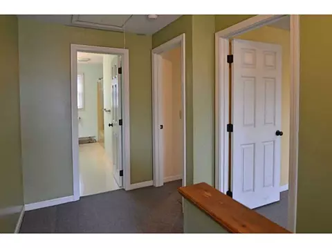 149 Kenyon Ave, Warwick, RI 02886 photo 16