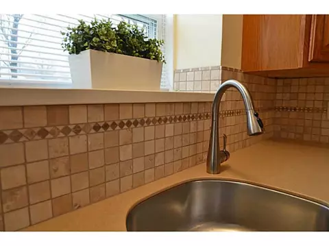 149 Kenyon Ave, Warwick, RI 02886 photo 15