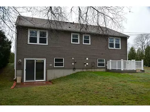 149 Kenyon Ave, Warwick, RI 02886 photo 3