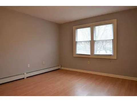 149 Kenyon Ave, Warwick, RI 02886 photo 6