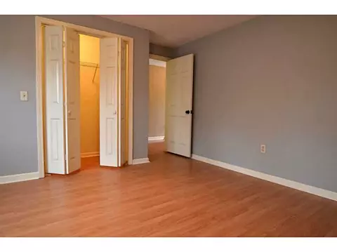 149 Kenyon Ave, Warwick, RI 02886 photo 7