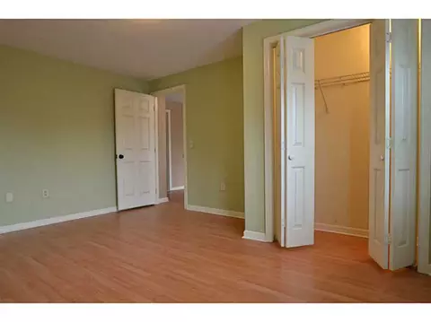 149 Kenyon Ave, Warwick, RI 02886 photo 9
